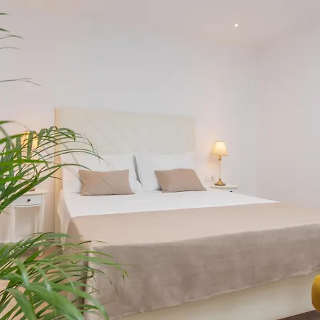 Bed & Breakfast Location